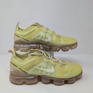 Nike Air VaporMax Yellow Sneakers